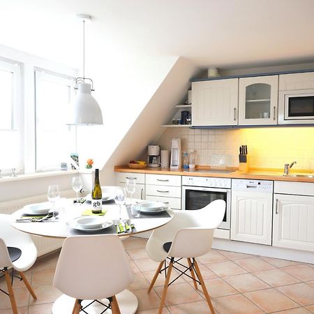 Geschmackvoll Eingerichtete Ferienwohnung Fuer 2 Personen, Verspricht Entspannung Pur. Westerland Buitenkant foto